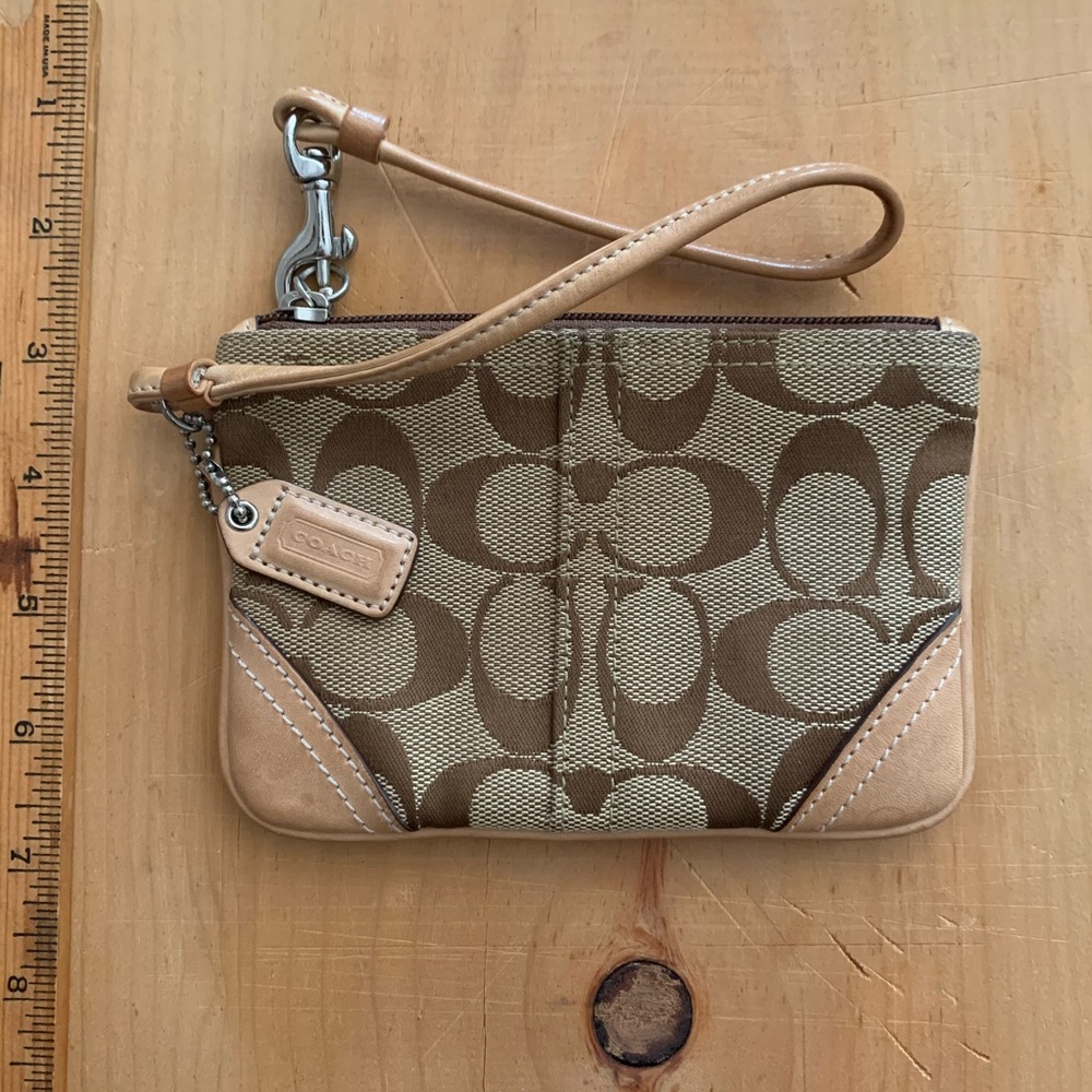 Coach Monogram Wristlet EUC